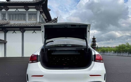 Mercedes-Benz A-Класс, 2023 год, 1 880 000 рублей, 21 фотография