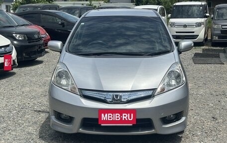 Honda Fit Shuttle I рестайлинг, 2013 год, 690 000 рублей, 2 фотография