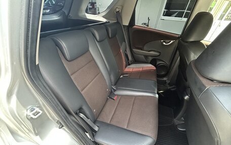Honda Fit Shuttle I рестайлинг, 2013 год, 690 000 рублей, 17 фотография
