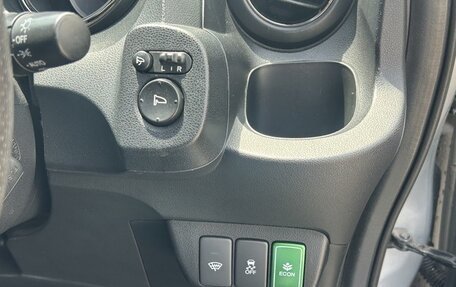Honda Fit Shuttle I рестайлинг, 2013 год, 690 000 рублей, 16 фотография