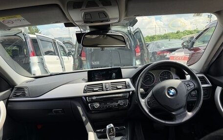 BMW 3 серия, 2017 год, 1 119 008 рублей, 12 фотография