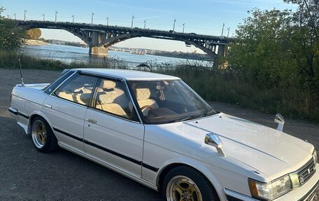 Toyota Mark II VIII (X100), 1988 год, 1 000 000 рублей, 31 фотография