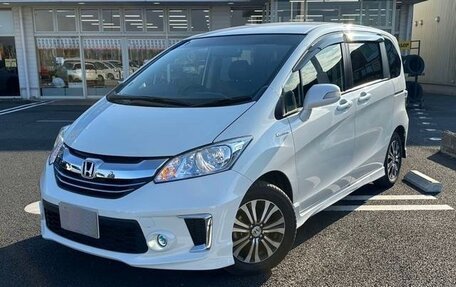 Honda Freed I, 2016 год, 813 000 рублей, 1 фотография