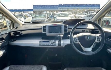 Honda Freed I, 2016 год, 813 000 рублей, 10 фотография