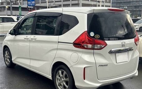 Honda Freed II, 2022 год, 1 194 000 рублей, 6 фотография