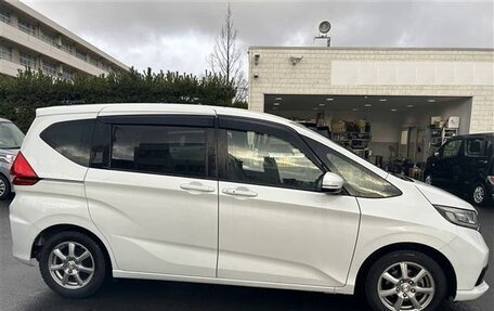 Honda Freed II, 2022 год, 1 194 000 рублей, 7 фотография
