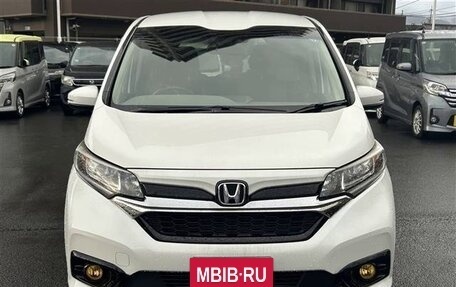 Honda Freed II, 2022 год, 1 194 000 рублей, 2 фотография