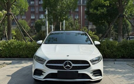 Mercedes-Benz A-Класс, 2023 год, 1 997 300 рублей, 2 фотография