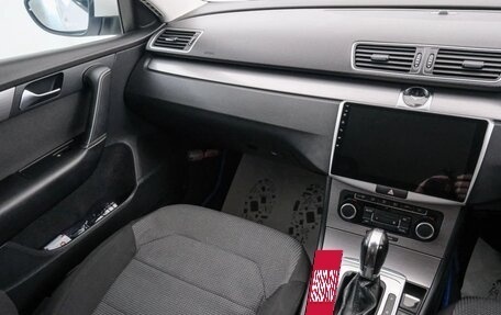 Volkswagen Passat B7, 2011 год, 1 149 000 рублей, 12 фотография