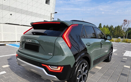 KIA Niro, 2023 год, 1 760 000 рублей, 5 фотография
