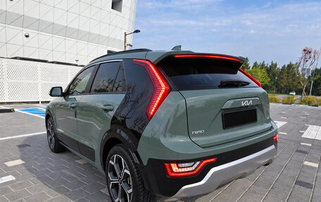 KIA Niro, 2023 год, 1 760 000 рублей, 3 фотография