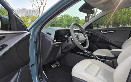 KIA Niro, 2023 год, 1 760 000 рублей, 8 фотография
