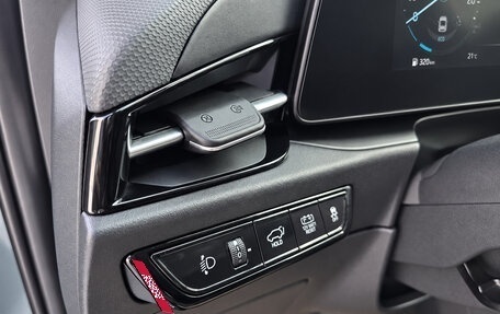 KIA Niro, 2023 год, 1 760 000 рублей, 10 фотография
