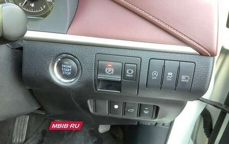 Toyota Harrier, 2020 год, 2 648 000 рублей, 15 фотография