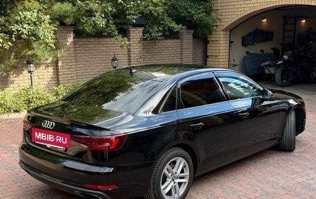 Audi A4, 2018 год, 1 500 000 рублей, 4 фотография