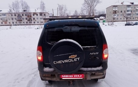 Chevrolet Niva I рестайлинг, 2011 год, 500 000 рублей, 3 фотография