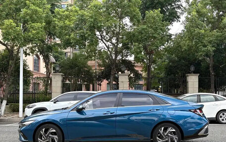Hyundai Elantra, 2023 год, 1 199 000 рублей, 7 фотография