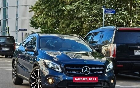 Mercedes-Benz GLA, 2019 год, 3 900 000 рублей, 2 фотография