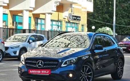 Mercedes-Benz GLA, 2019 год, 3 900 000 рублей, 6 фотография