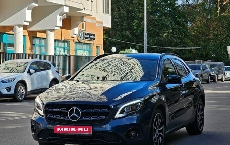Mercedes-Benz GLA, 2019 год, 3 900 000 рублей, 13 фотография