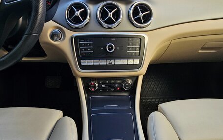 Mercedes-Benz GLA, 2019 год, 3 900 000 рублей, 20 фотография