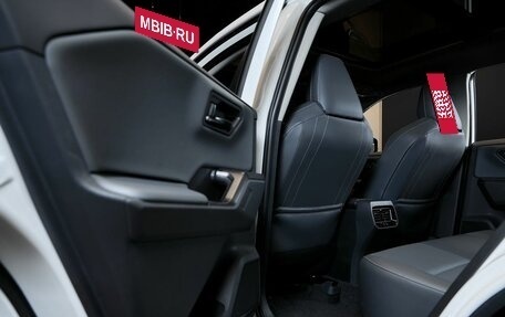 Toyota RAV4, 2026 год, 4 450 000 рублей, 23 фотография