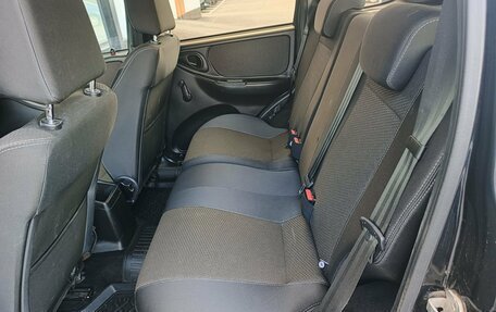 Chevrolet Niva I рестайлинг, 2017 год, 640 000 рублей, 12 фотография