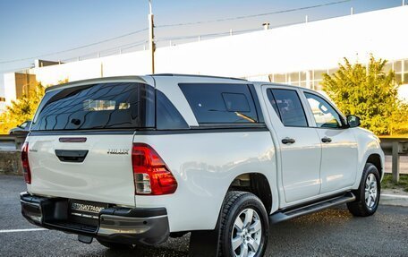 Toyota Hilux VIII, 2020 год, 3 988 000 рублей, 7 фотография