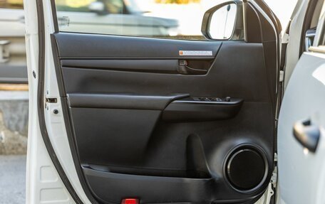 Toyota Hilux VIII, 2020 год, 3 988 000 рублей, 32 фотография