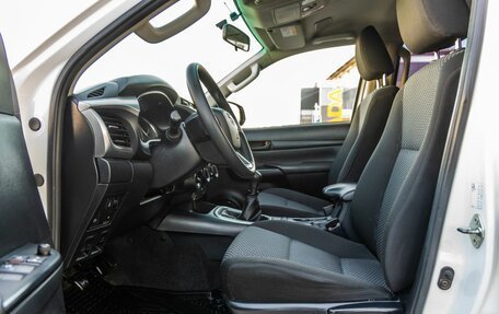 Toyota Hilux VIII, 2020 год, 3 988 000 рублей, 33 фотография