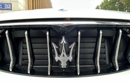 Maserati Levante I, 2017 год, 4 290 000 рублей, 2 фотография