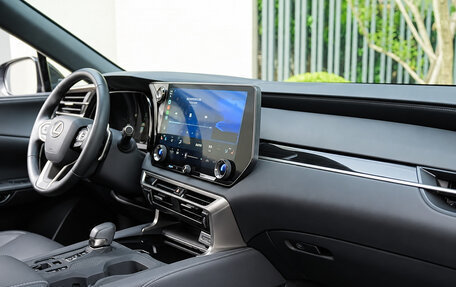 Lexus RX IV рестайлинг, 2025 год, 6 490 000 рублей, 21 фотография