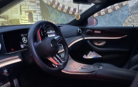 Mercedes-Benz E-Класс, 2021 год, 5 500 000 рублей, 6 фотография