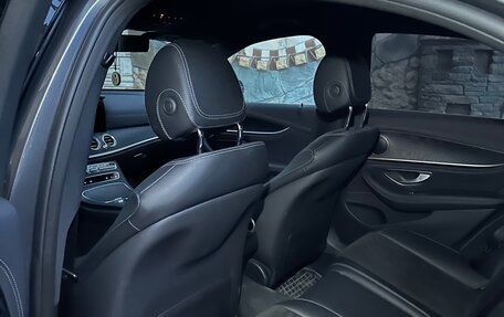 Mercedes-Benz E-Класс, 2021 год, 5 500 000 рублей, 7 фотография