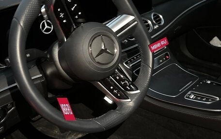 Mercedes-Benz E-Класс, 2021 год, 5 500 000 рублей, 4 фотография