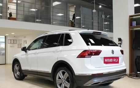 Volkswagen Tiguan II, 2018 год, 2 490 000 рублей, 7 фотография