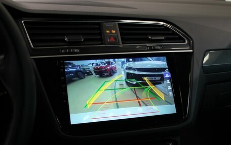 Volkswagen Tiguan II, 2018 год, 2 490 000 рублей, 16 фотография