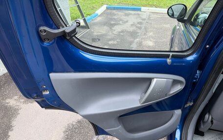 Peugeot 107 I рестайлинг, 2007 год, 350 000 рублей, 27 фотография