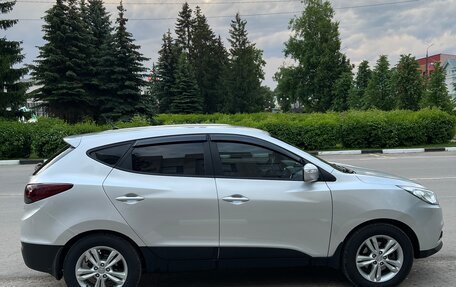 Hyundai ix35 I рестайлинг, 2011 год, 1 000 000 рублей, 5 фотография