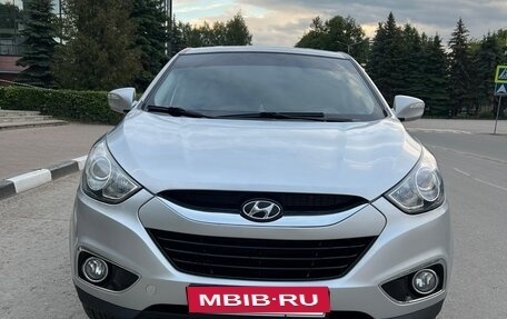 Hyundai ix35 I рестайлинг, 2011 год, 1 000 000 рублей, 2 фотография