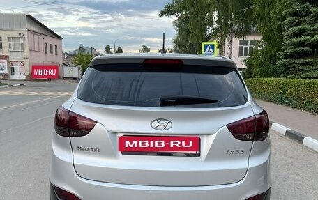 Hyundai ix35 I рестайлинг, 2011 год, 1 000 000 рублей, 7 фотография