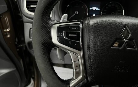 Mitsubishi Pajero Sport III рестайлинг, 2018 год, 2 995 000 рублей, 16 фотография