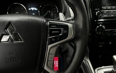 Mitsubishi Pajero Sport III рестайлинг, 2018 год, 2 995 000 рублей, 17 фотография