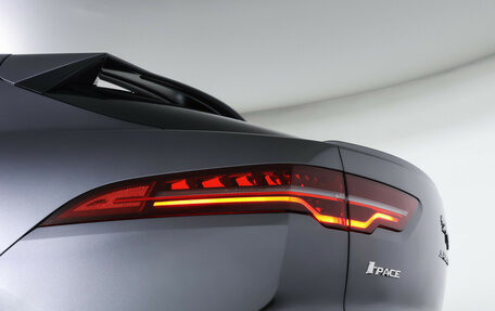 Jaguar I-Pace I, 2019 год, 4 000 000 рублей, 22 фотография