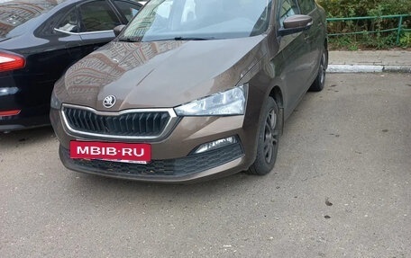 Skoda Rapid II, 2021 год, 1 750 000 рублей, 2 фотография
