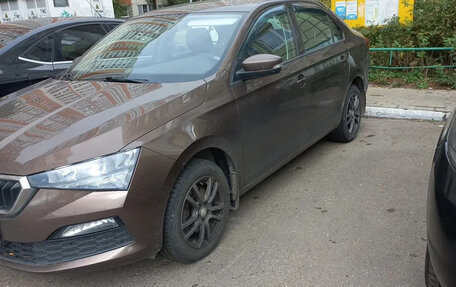 Skoda Rapid II, 2021 год, 1 750 000 рублей, 3 фотография