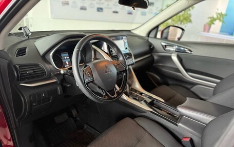Mitsubishi Eclipse Cross, 2021 год, 2 300 000 рублей, 10 фотография