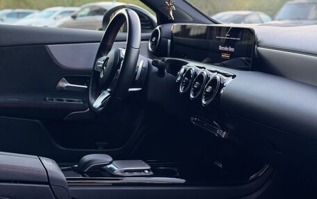 Mercedes-Benz A-Класс, 2020 год, 2 750 000 рублей, 12 фотография