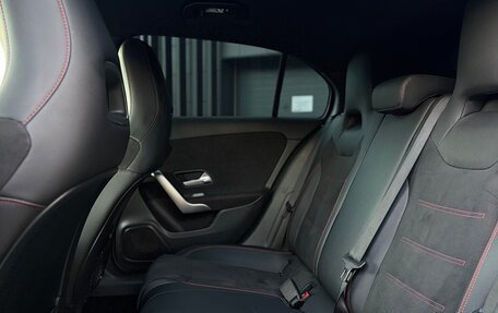 Mercedes-Benz A-Класс, 2020 год, 2 750 000 рублей, 14 фотография
