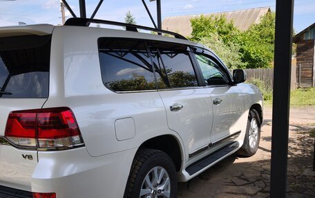 Toyota Land Cruiser 200, 2016 год, 7 300 000 рублей, 4 фотография